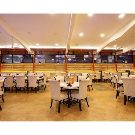 The Grand Krishna Luxury Hotel, Chikmagalūr Buitenkant foto
