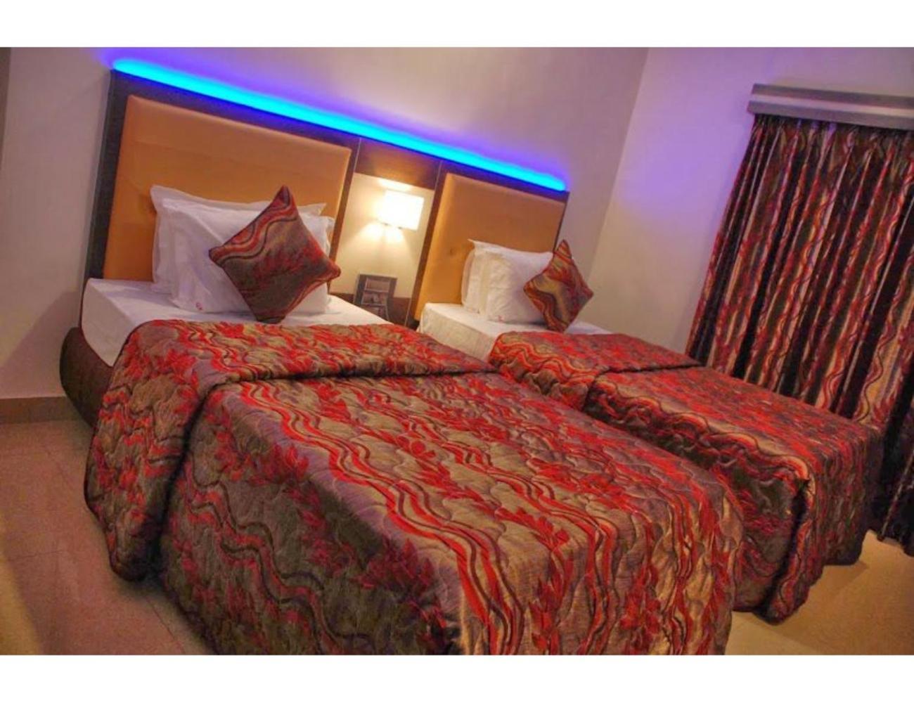 The Grand Krishna Luxury Hotel, Chikmagalūr Buitenkant foto